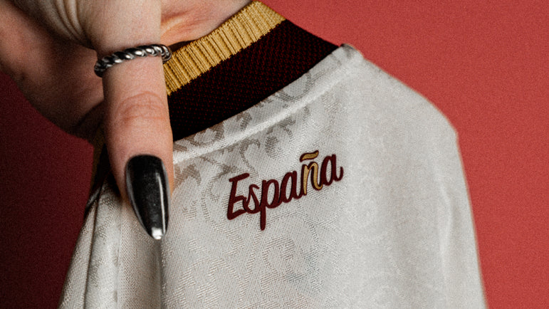 Spain 2026 Away Jersey – Cream & Red Edition