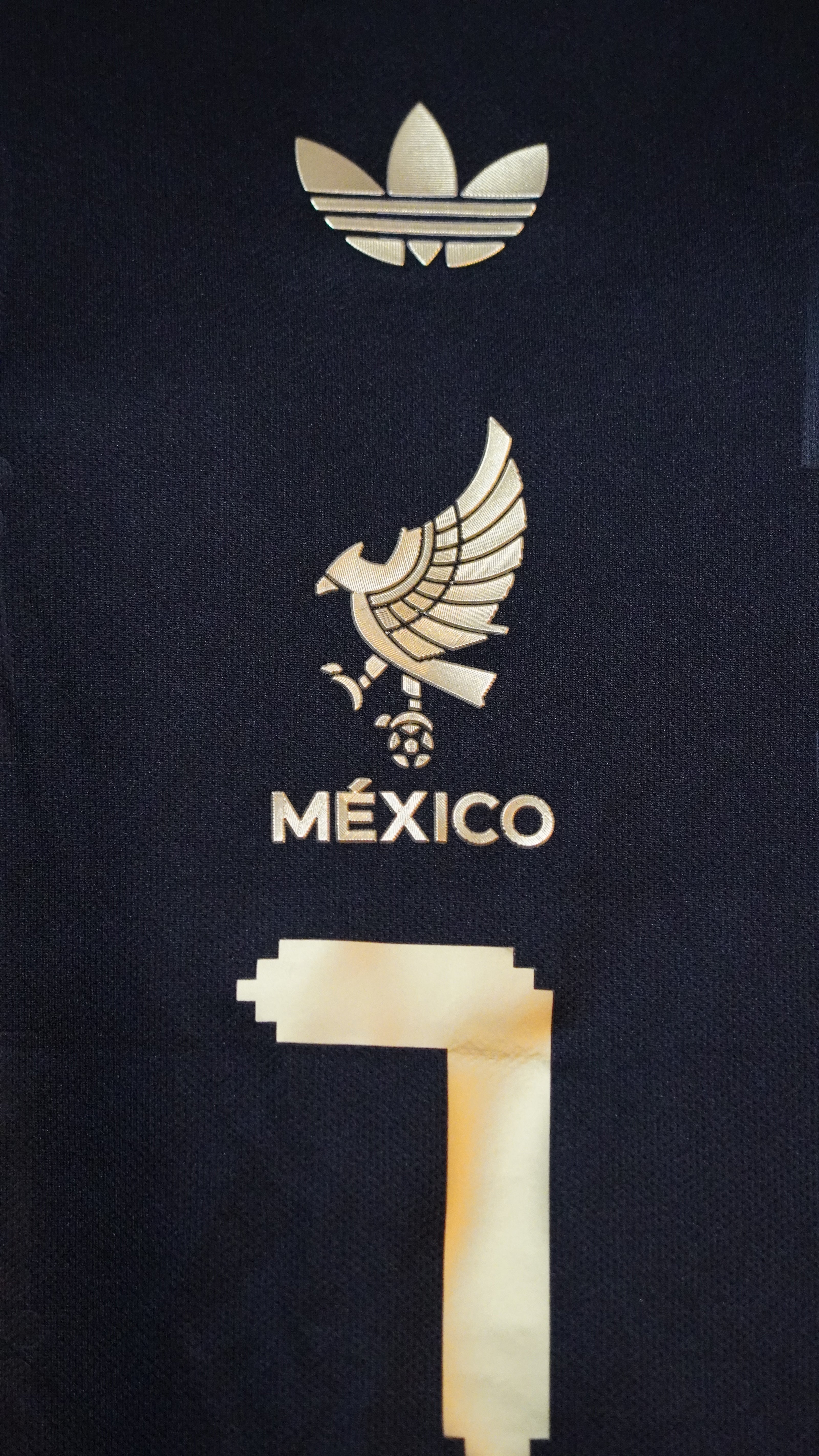 Mexico Away Jersey – Black & Gold #7 Gilberto Mora