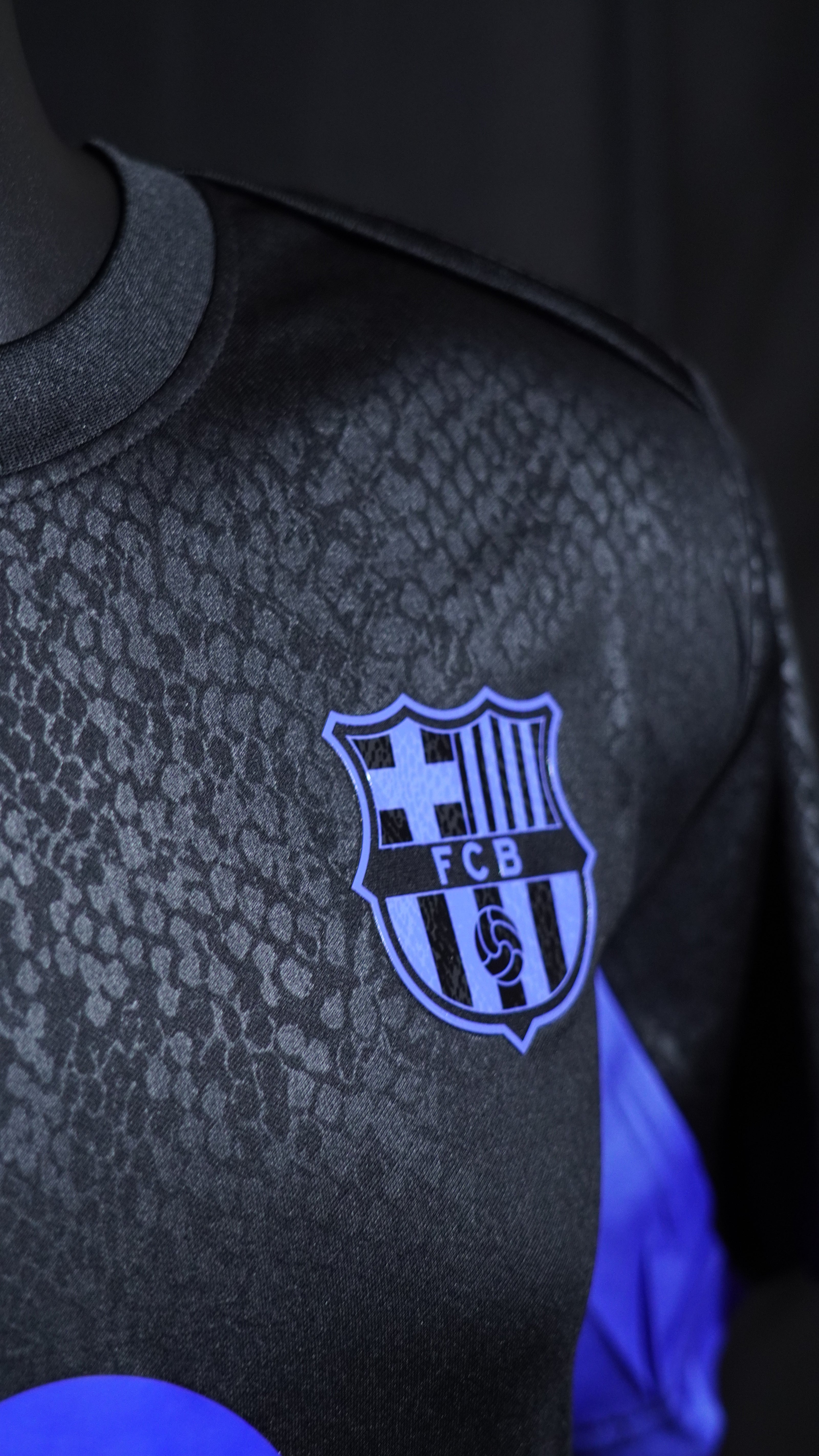FC Barcelona Black 2023/24 Special Edition Jersey – Lamine Yamal #10