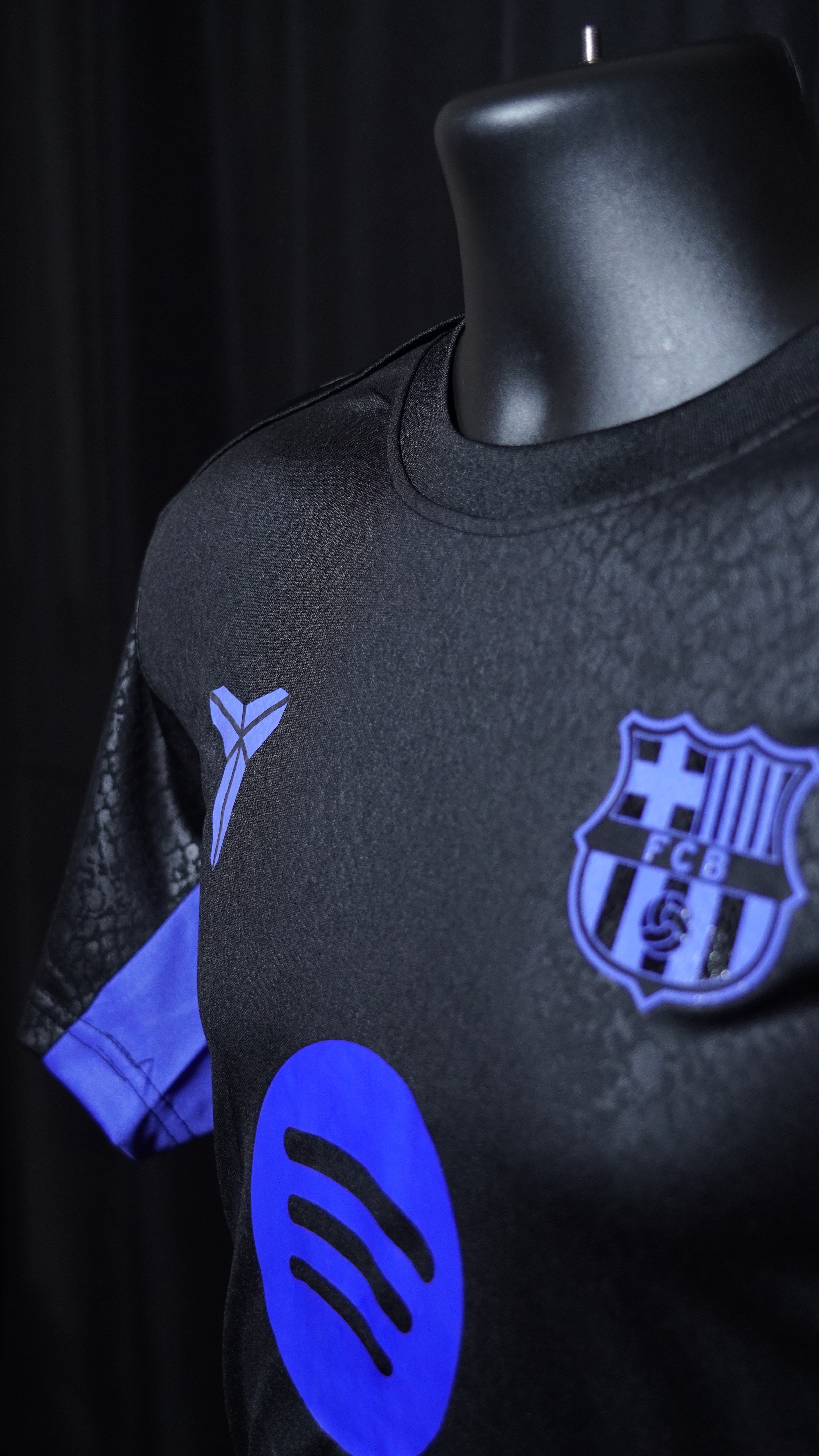 FC Barcelona Black 2023/24 Special Edition Jersey – Lamine Yamal #10